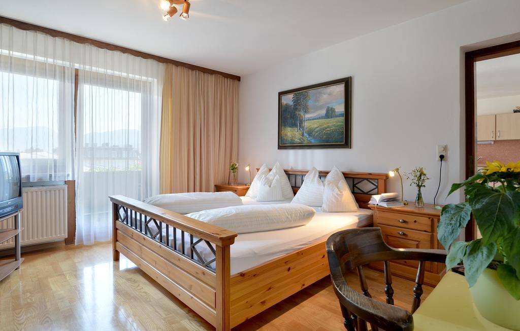 Hotel Theresia Garni Sankt Johann in Tirol Oda fotoğraf