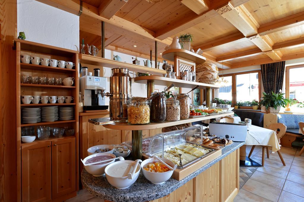 Hotel Theresia Garni Sankt Johann in Tirol Dış mekan fotoğraf