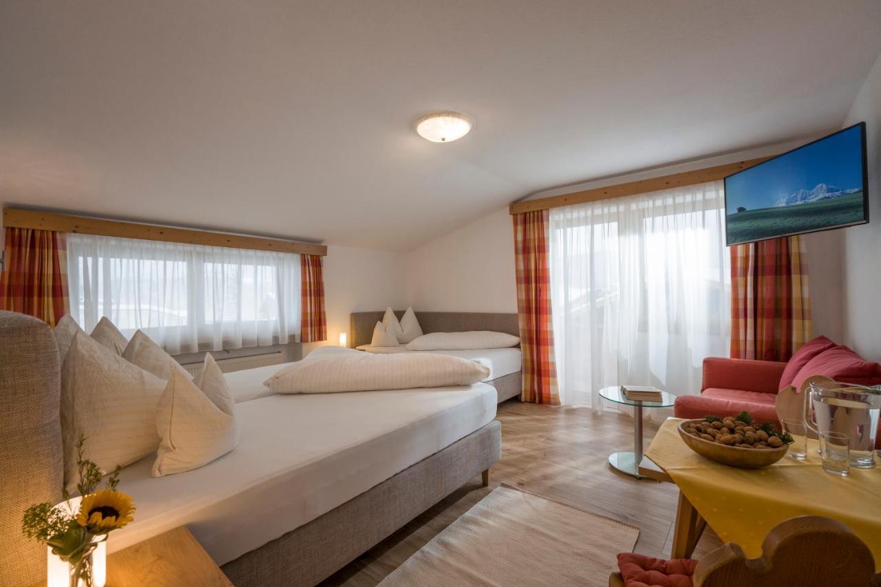 Hotel Theresia Garni Sankt Johann in Tirol Dış mekan fotoğraf